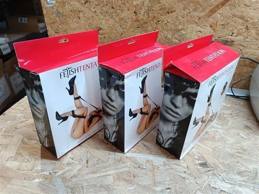 Фіксатори для ніг Fetish Tentation Neck and Ankle Strap (м'ята упаковка!!!) SO4043-R фото